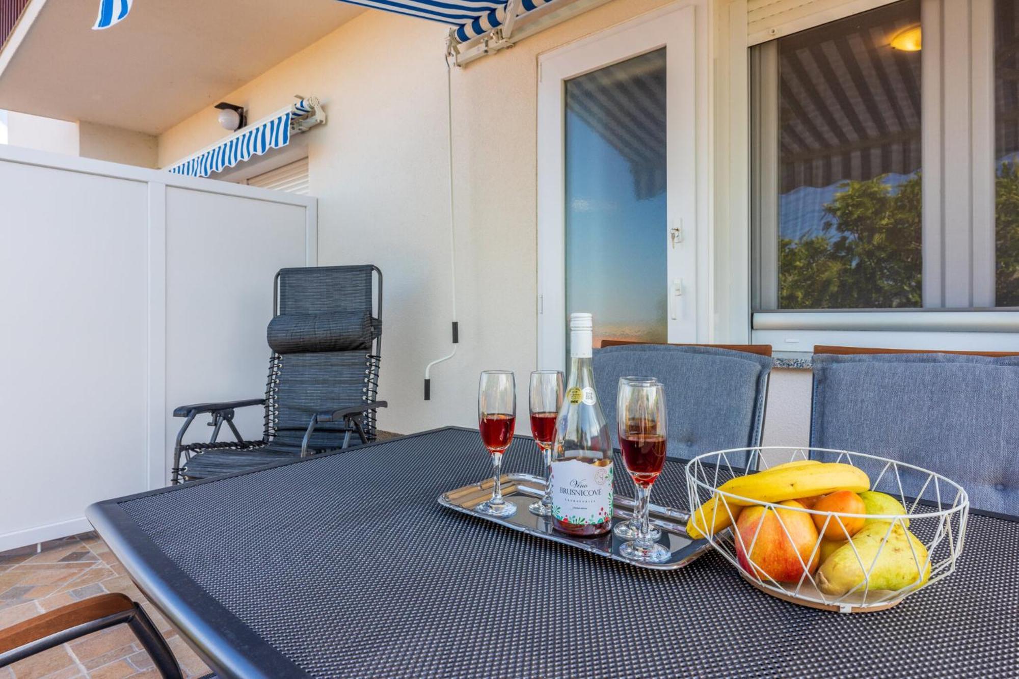 Apartmani Azur Dramalj Exterior foto