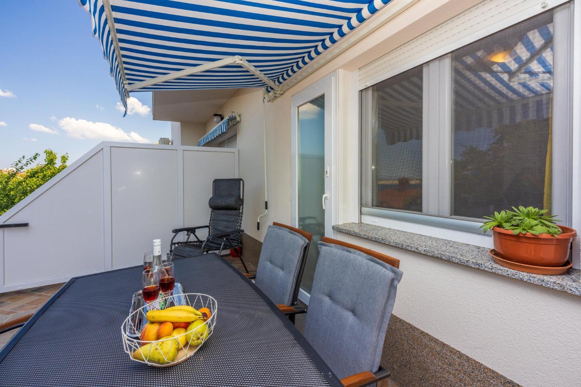 Apartmani Azur Dramalj Exterior foto