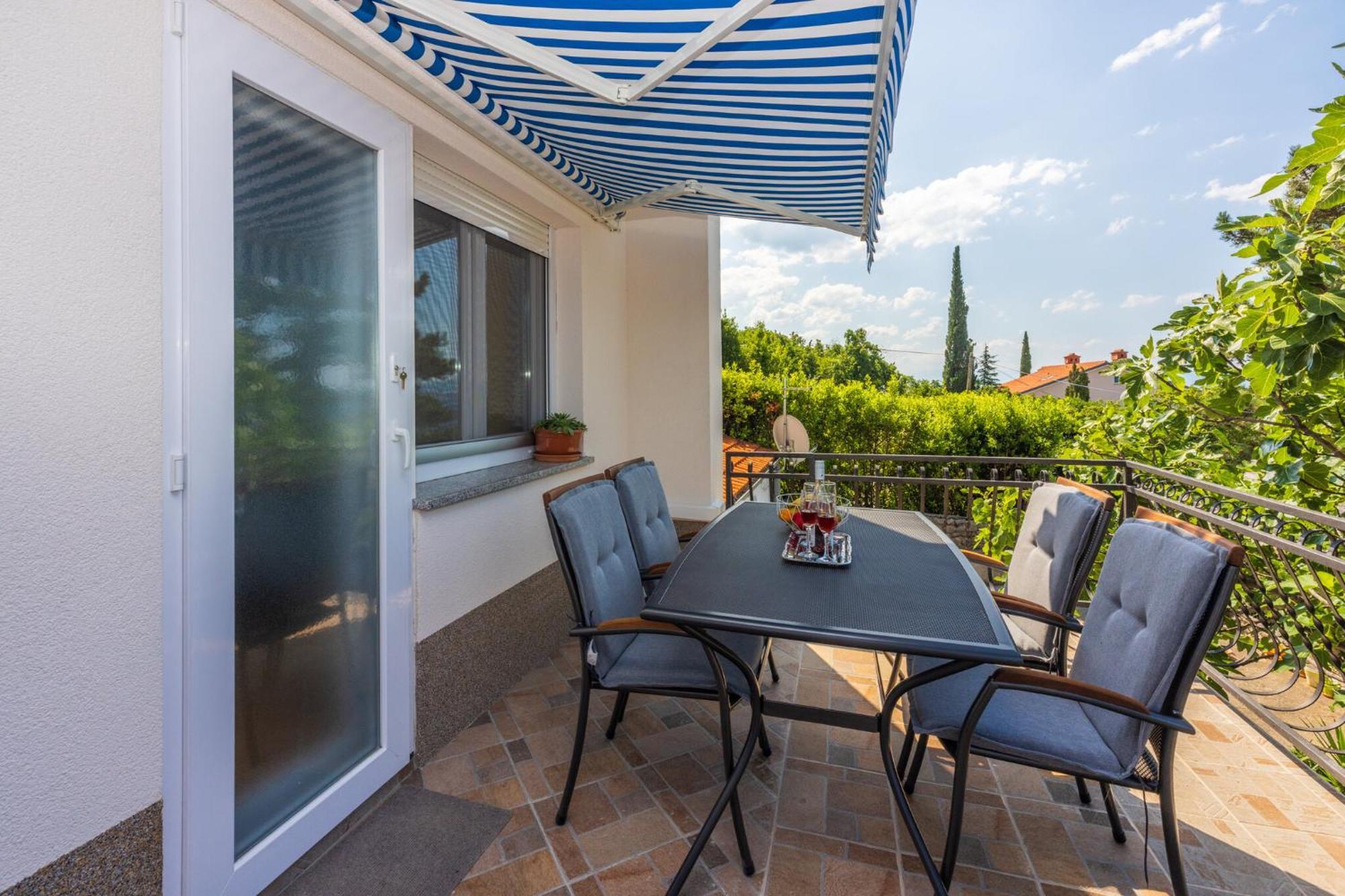 Apartmani Azur Dramalj Exterior foto